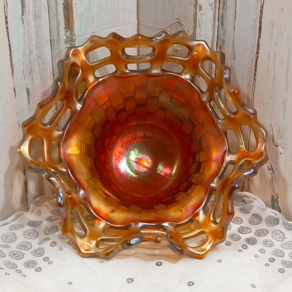 Vintage Iridescent Carnival Glass Basket Weave Lace Top Bowl - Picture 1 of 6